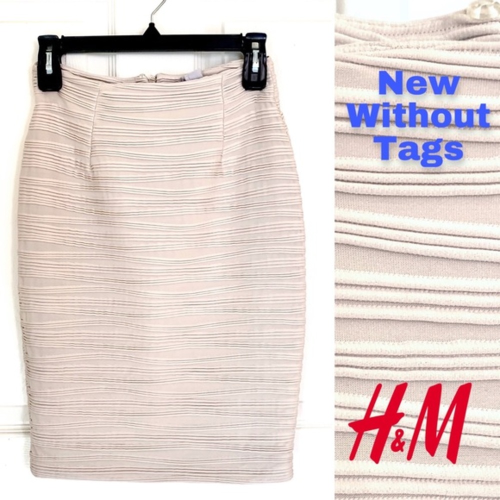 NWOT H&M Stretchy Wavy Textured Pencil Skirt
